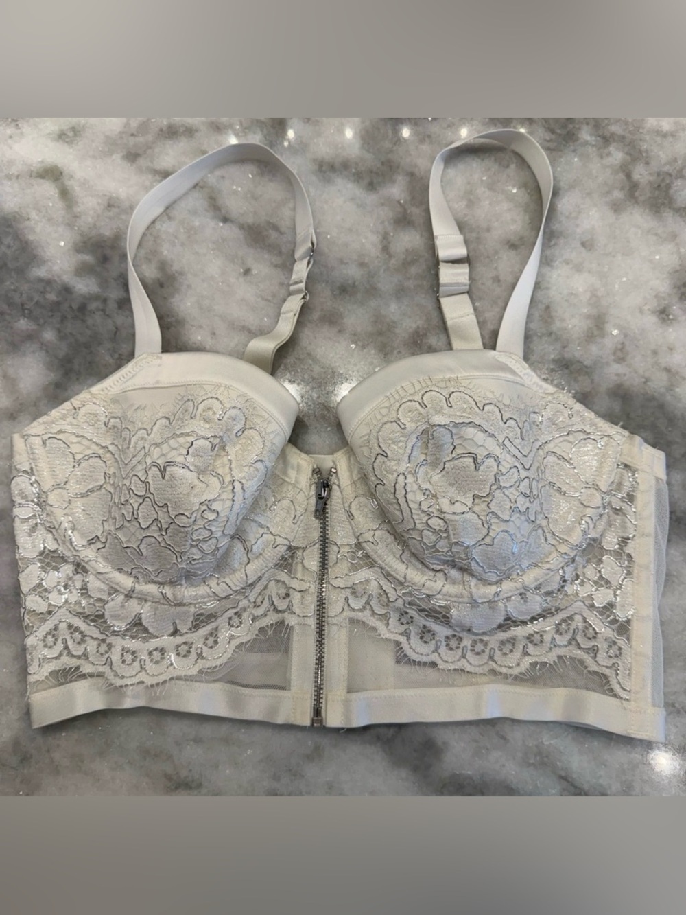 Victoria’s Secret White Lace Bustier Bra 36C | Front Zip | Longline | BNWT 🤍